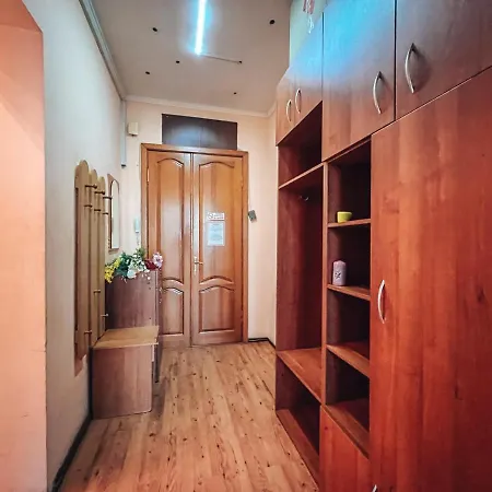Apartments On Kreshchatik 17 Kyiv Exterior photo
