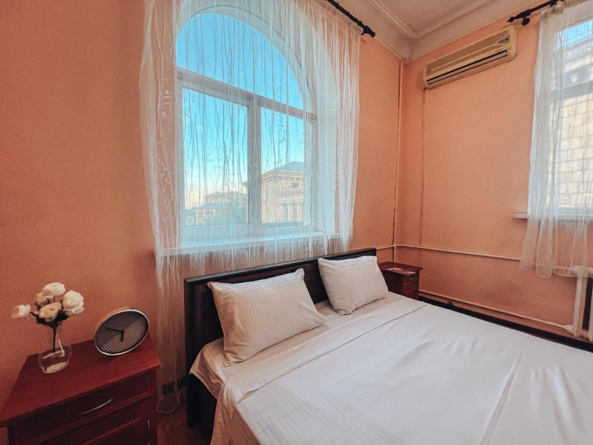 Apartment On Kreshchatik 17