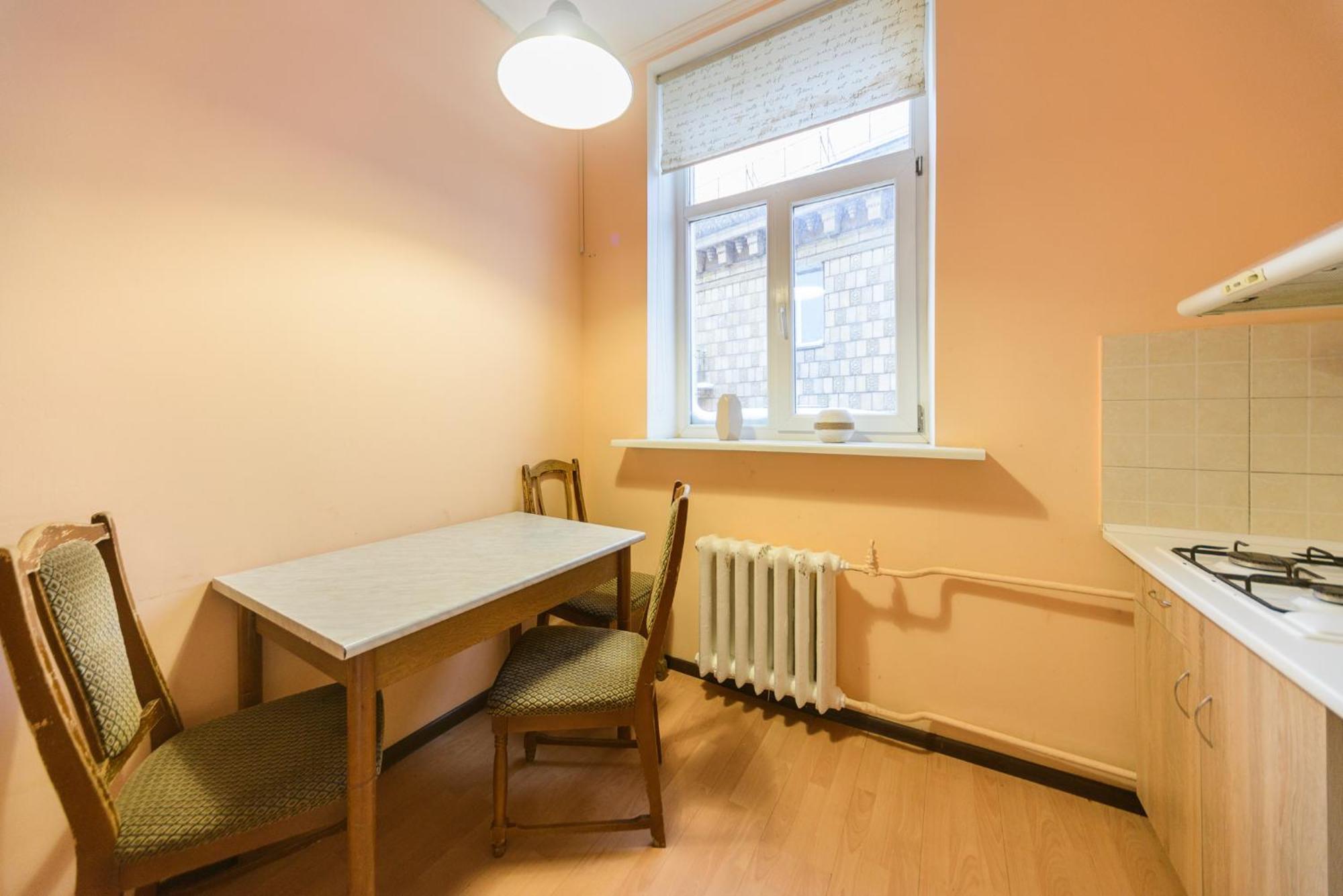 Apartment On Kreshchatik 17